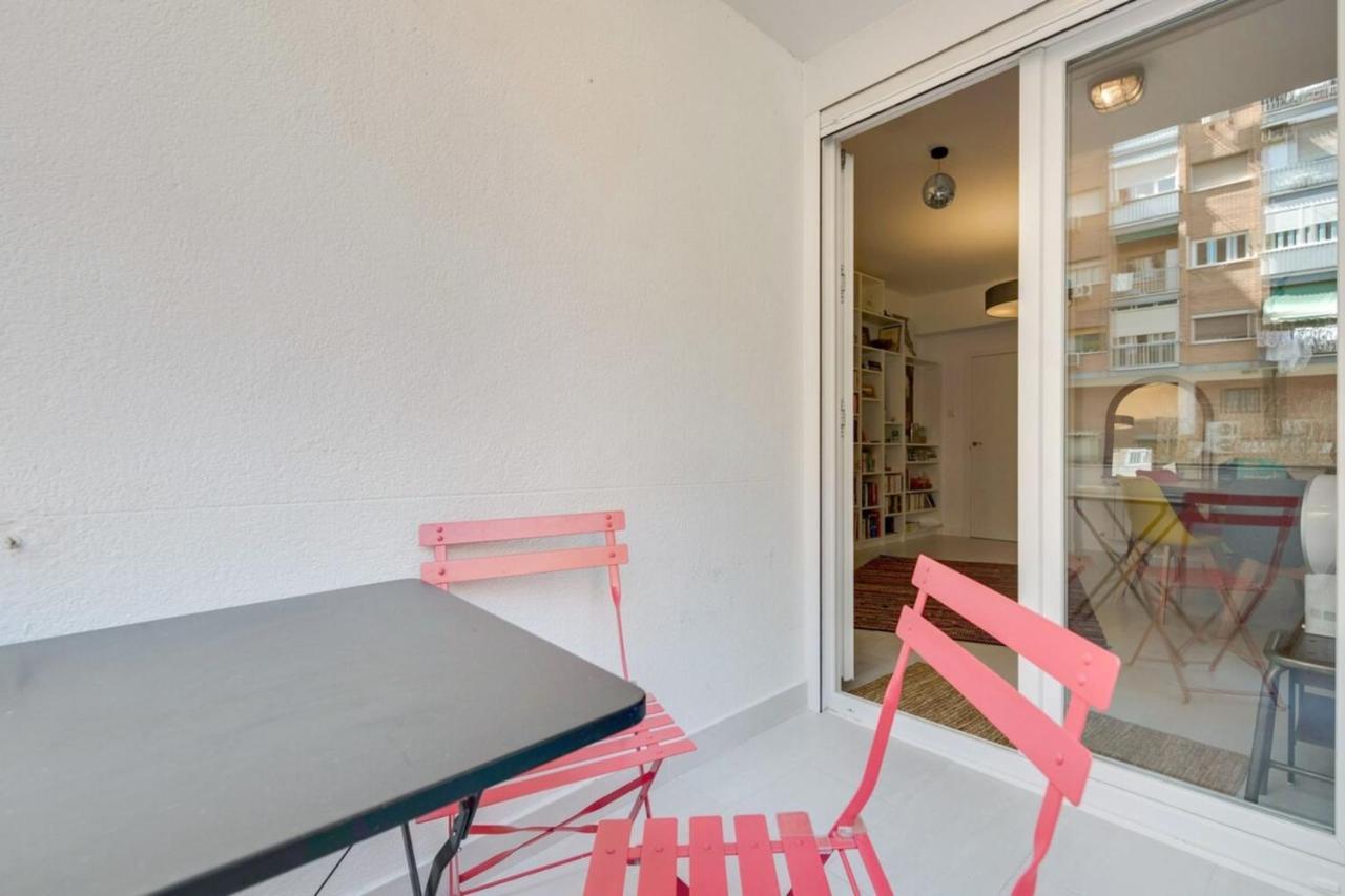 Nice And Cozy Apartment In Delicias Madrid Exterior foto